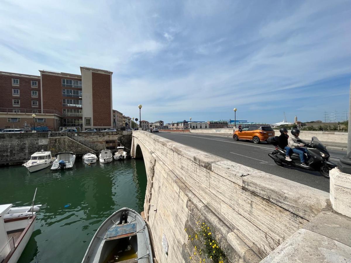 Kasia Porta Sul Mare Di Livorno Free Parking Buitenkant foto