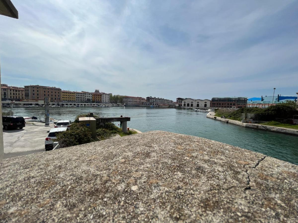 Kasia Porta Sul Mare Di Livorno Free Parking Buitenkant foto